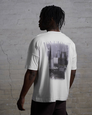 Open image in slideshow, Boxy Fit T-Shirt Offwhite - lovelostclo
